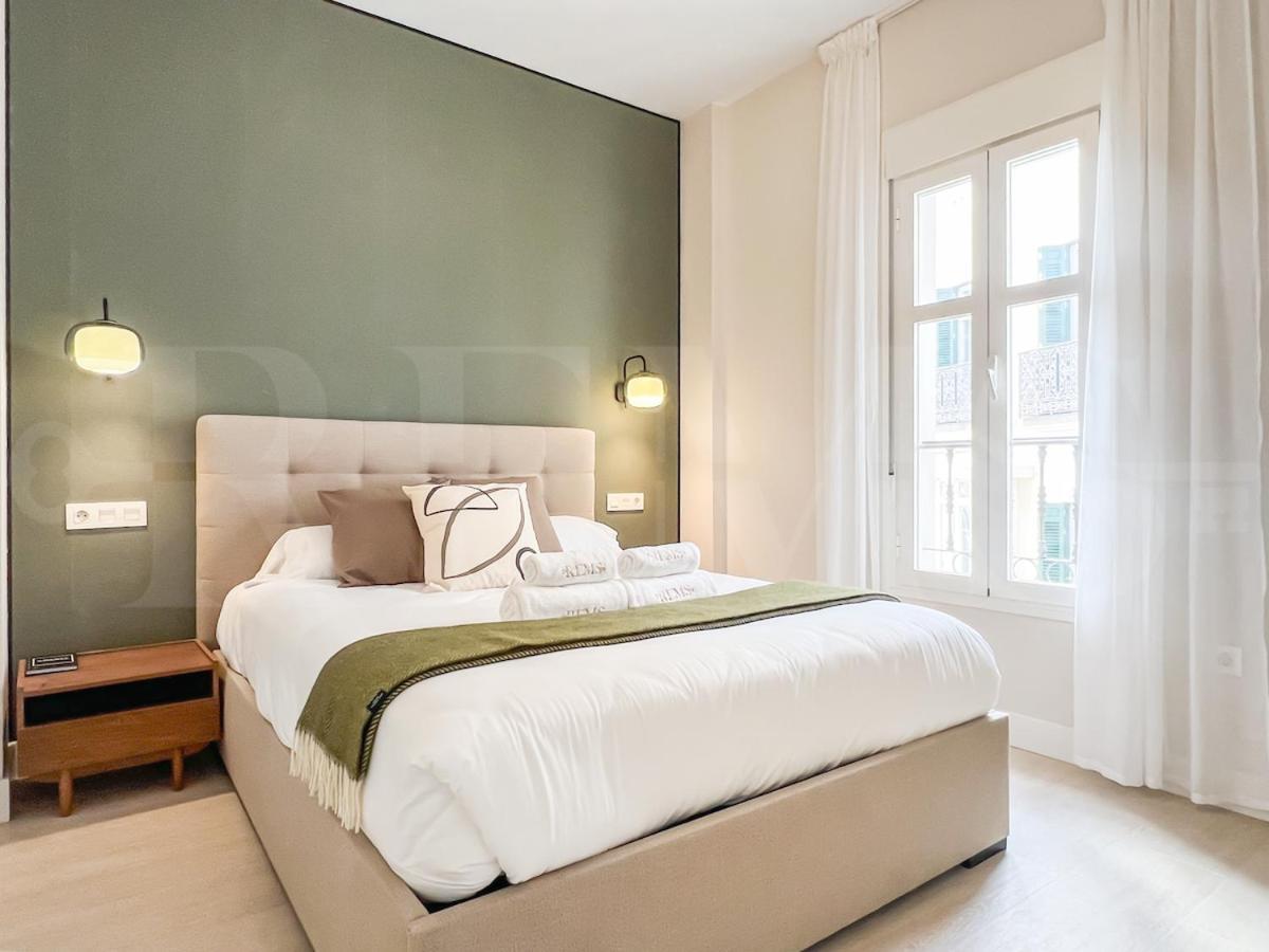 Exclusive In The Centre With Parking Rems Apartment Málaga